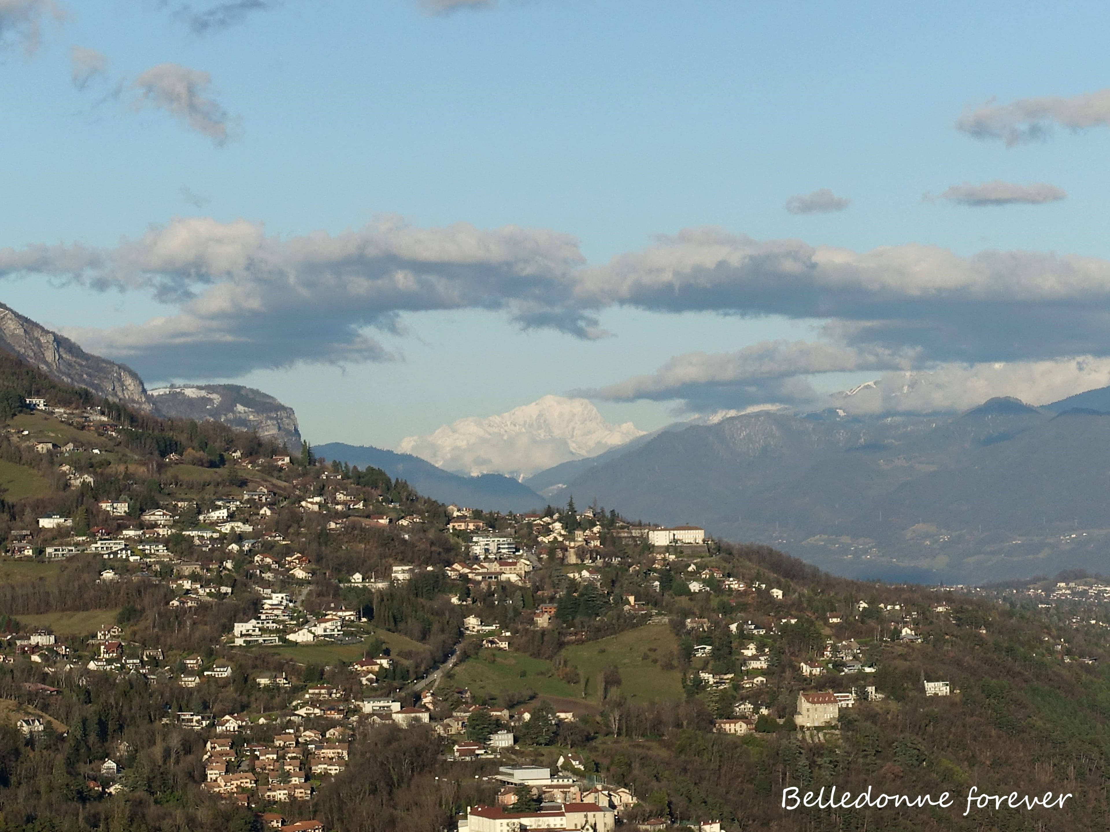 Ciel dégagé sur le mont blanc il ne doit pas y faire chaud A.P.
