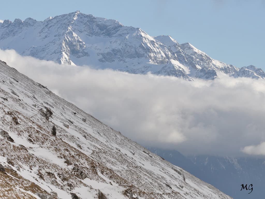 Echarpe de nuages entre vallée et massif de Belledonne !!!