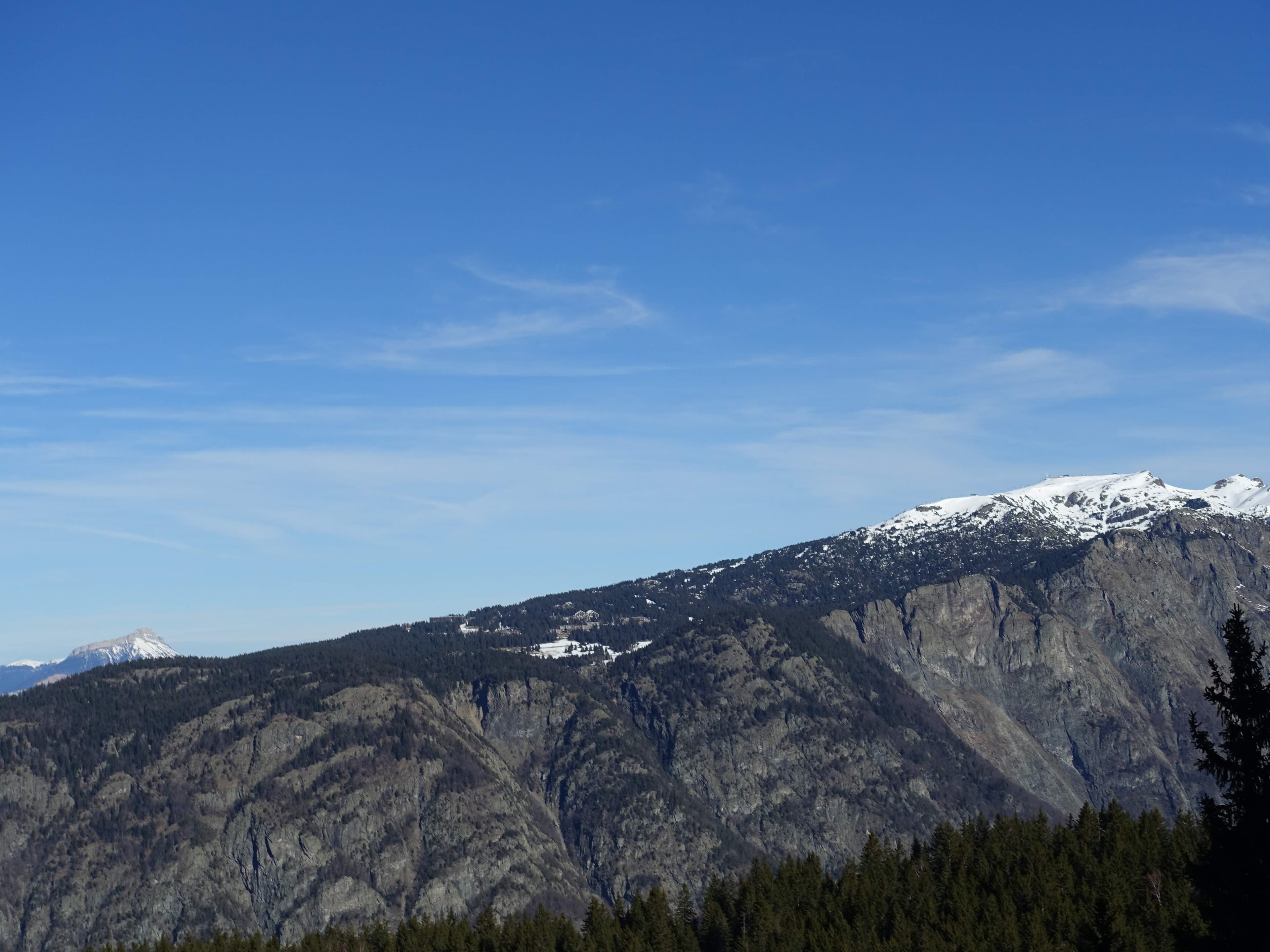 Station de chamrousse du plateau de l'arselle à la croix bien plat vu d'ici A.P.