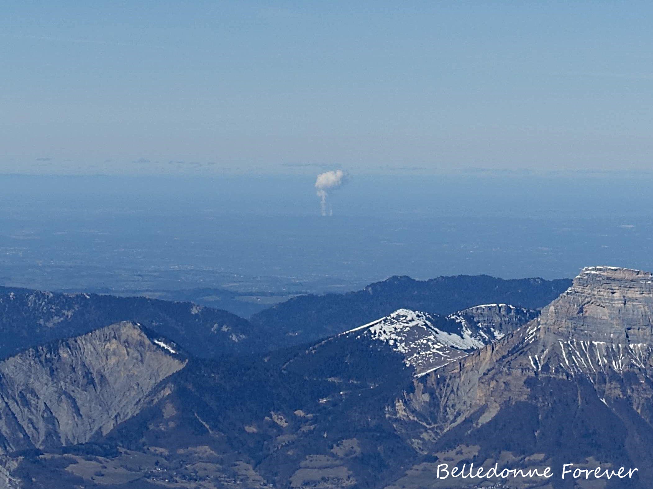 Nuage de centrale nucléaire vers Lyon A.P.
