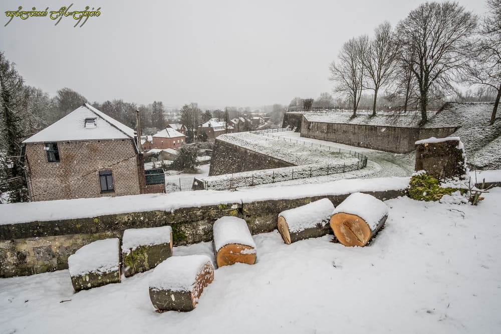 Neige et remparts