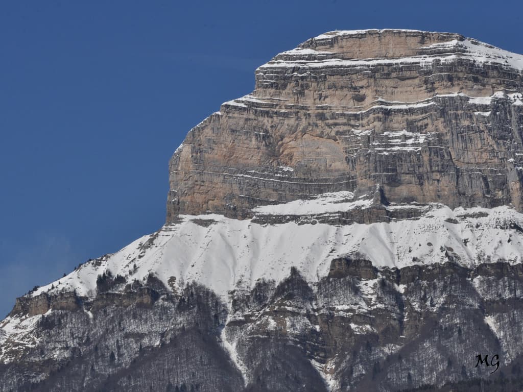 Majestueuse dent de Crolles (massif de Chartreuse)