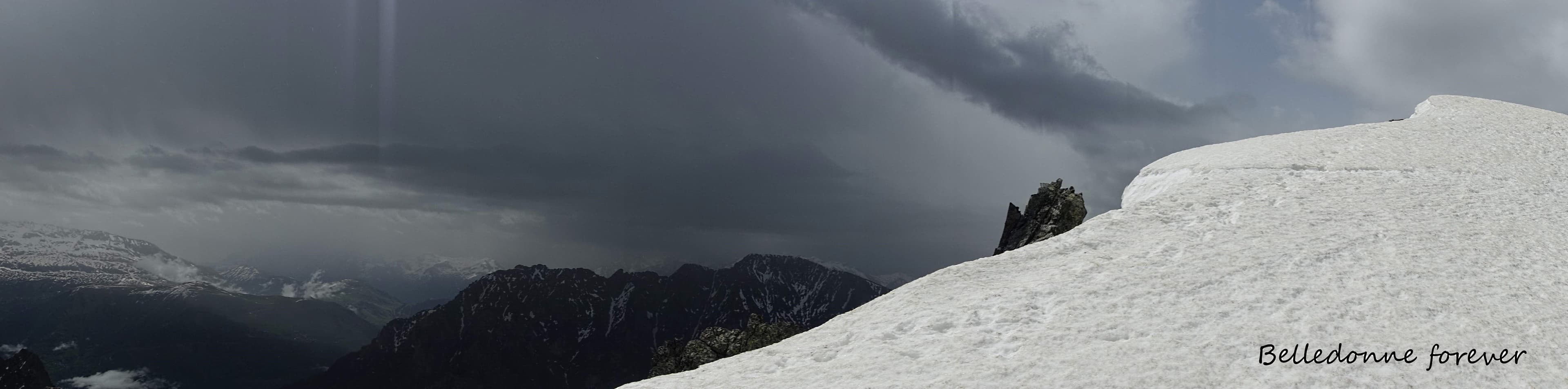 Arrivée sec au Vans ;  super efficace le radar de prévision des pluies A.P.