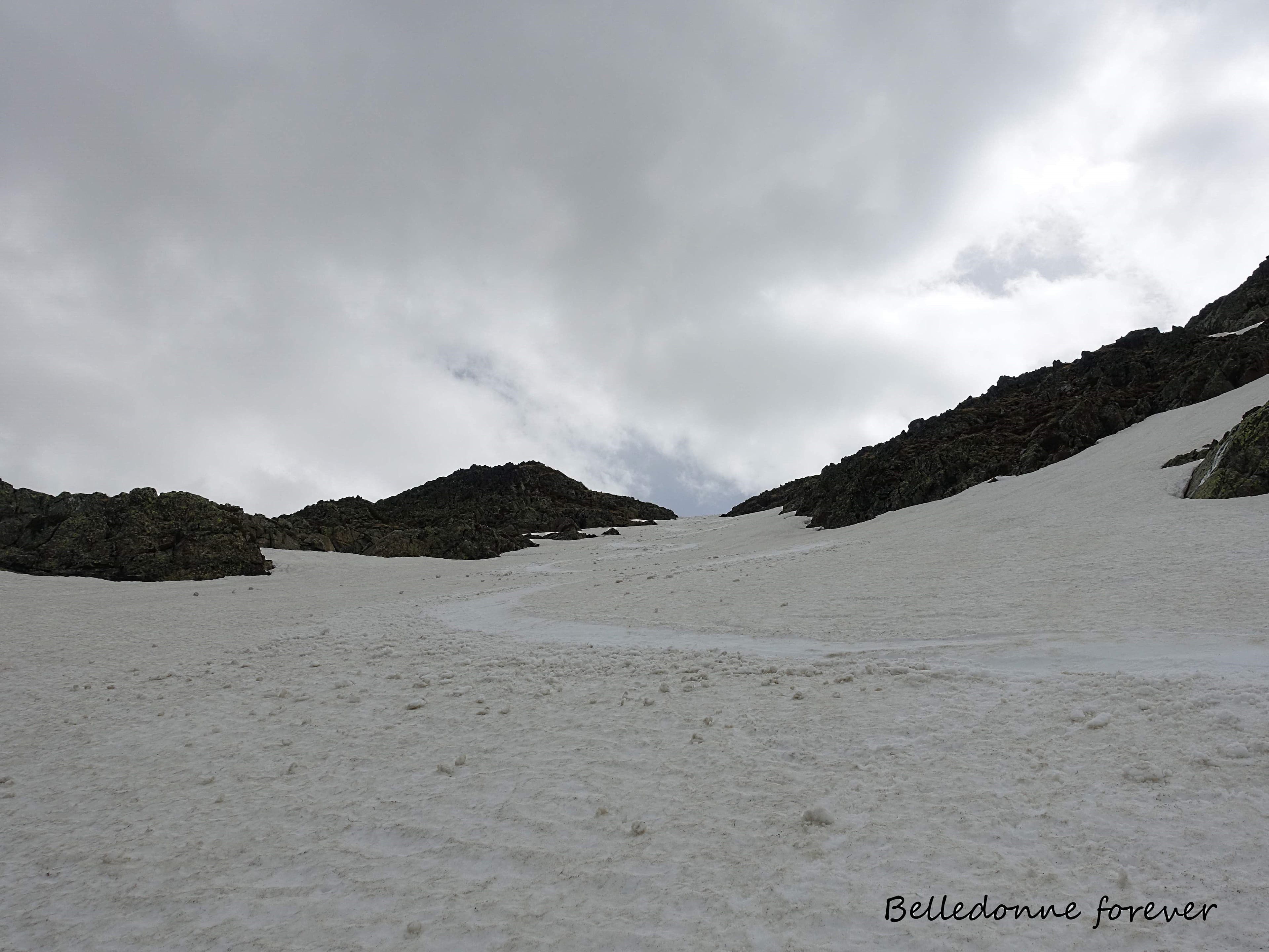 La fonte de la neige un peu en avance cette année (en vrai c'est moins raide) A.P.