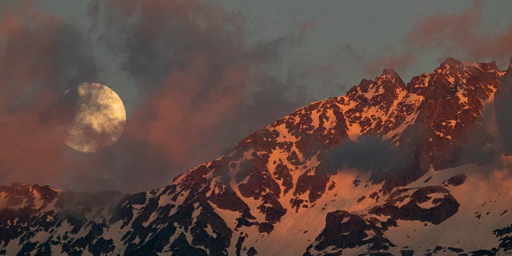 Lever de lune du 6 mai sur Belledonne