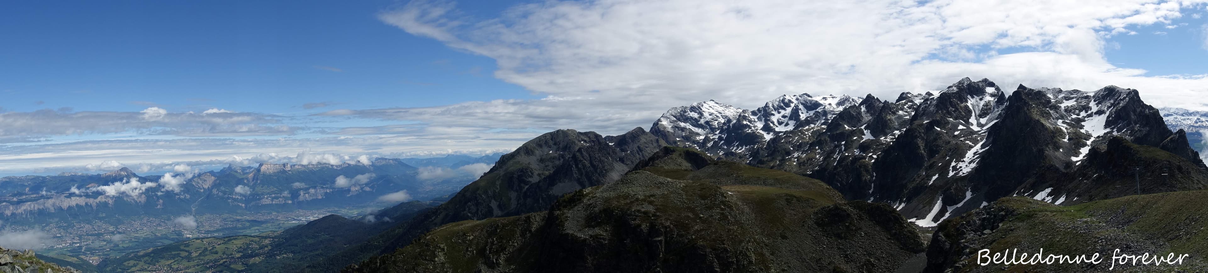 un peu de neige au-dessus de 2200m A.P.