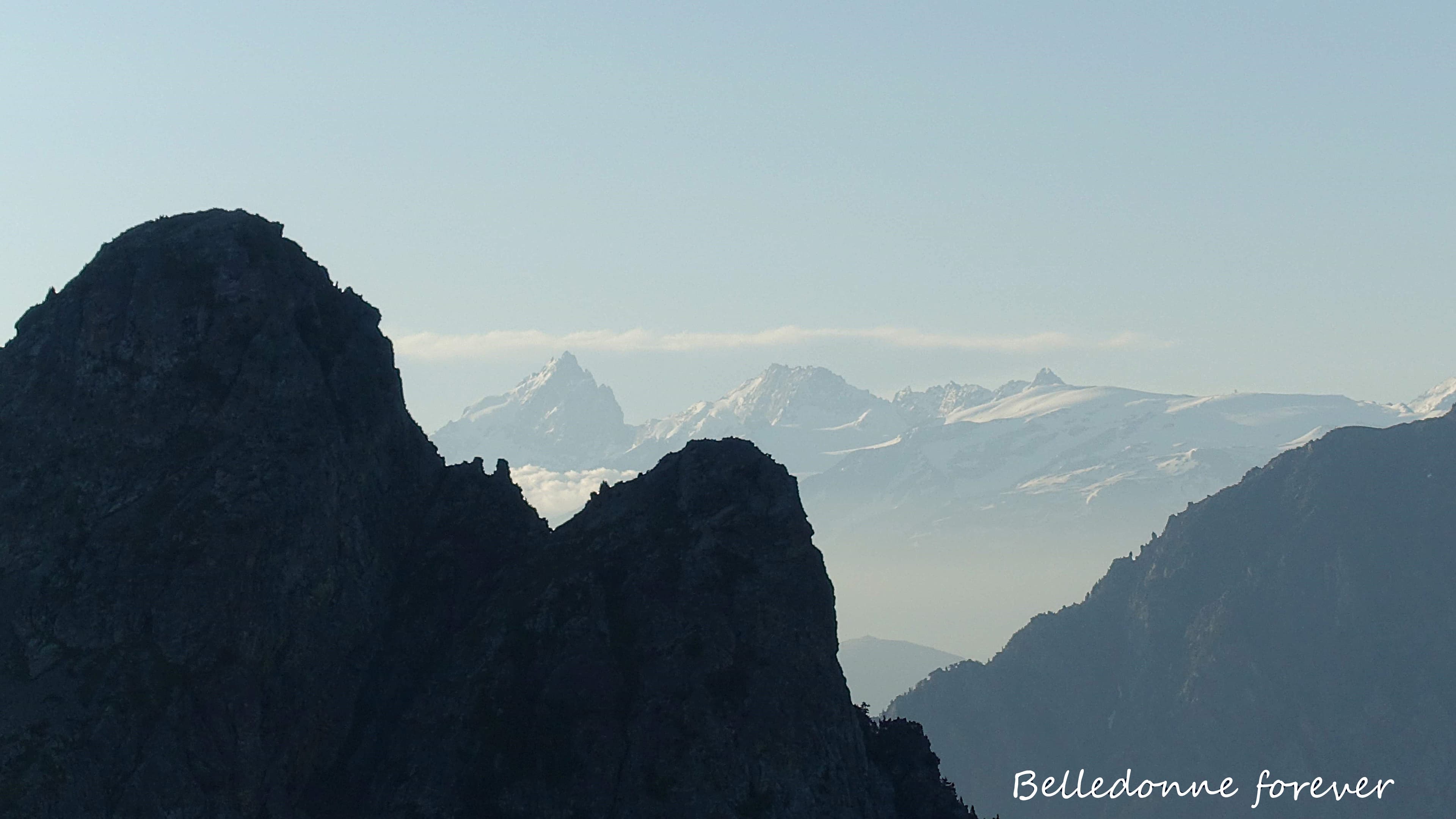 Neige récente sur les écrins A.P.