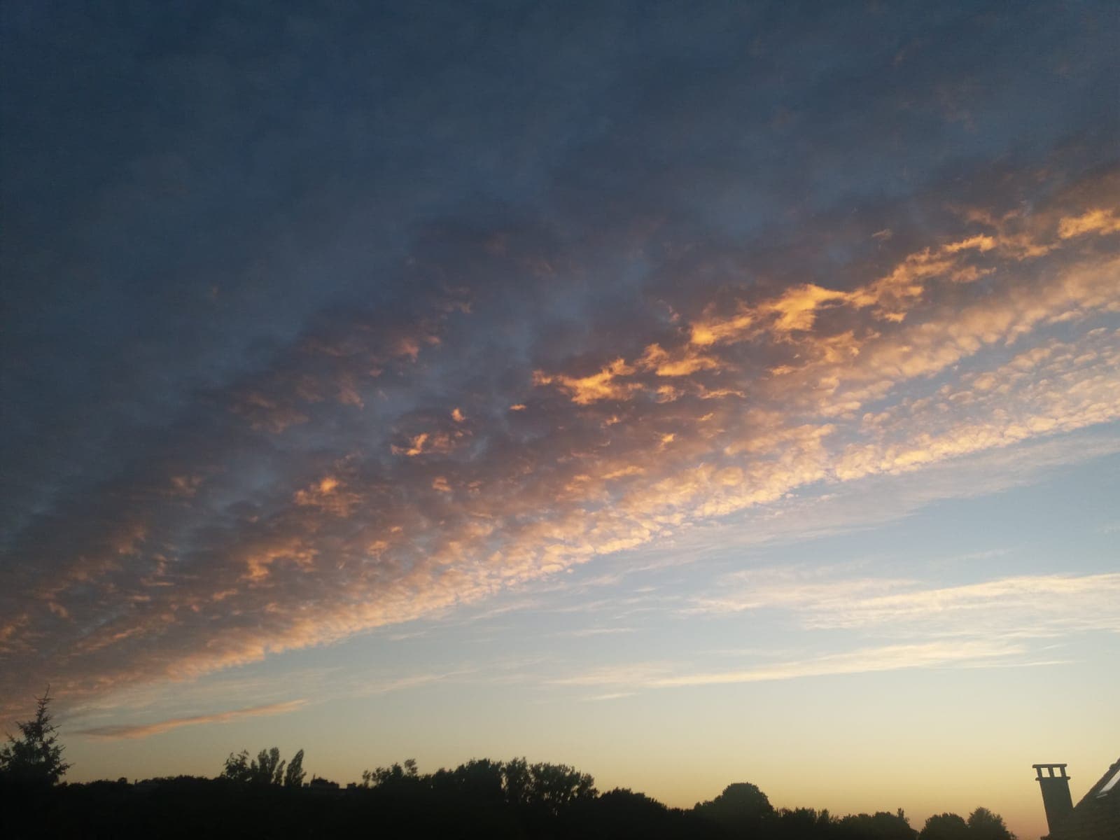 Coucher de soleil sur la region do Linkebeek