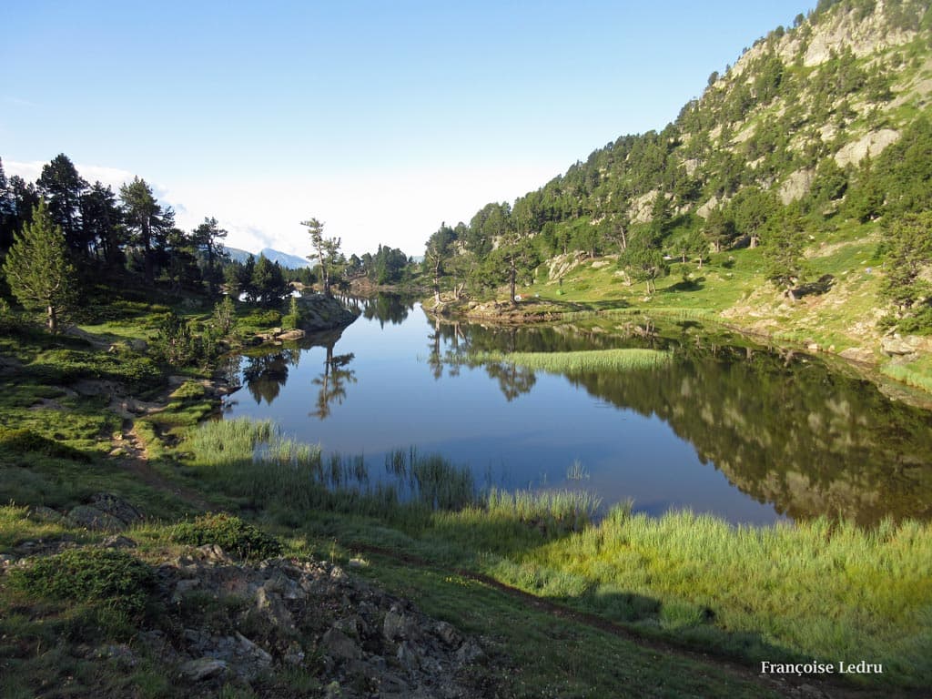 Lac Achard au lever du soleil
