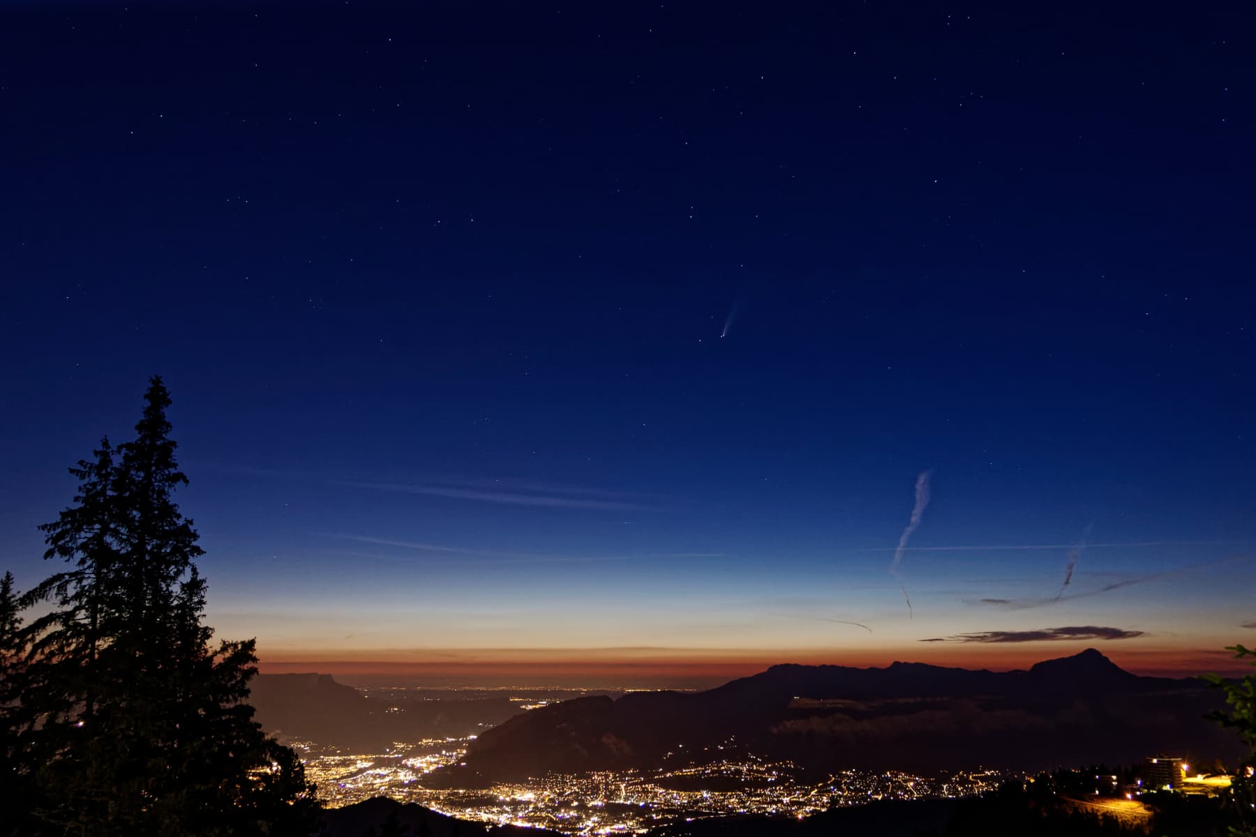 Comète Neowise au dessus de Grenoble