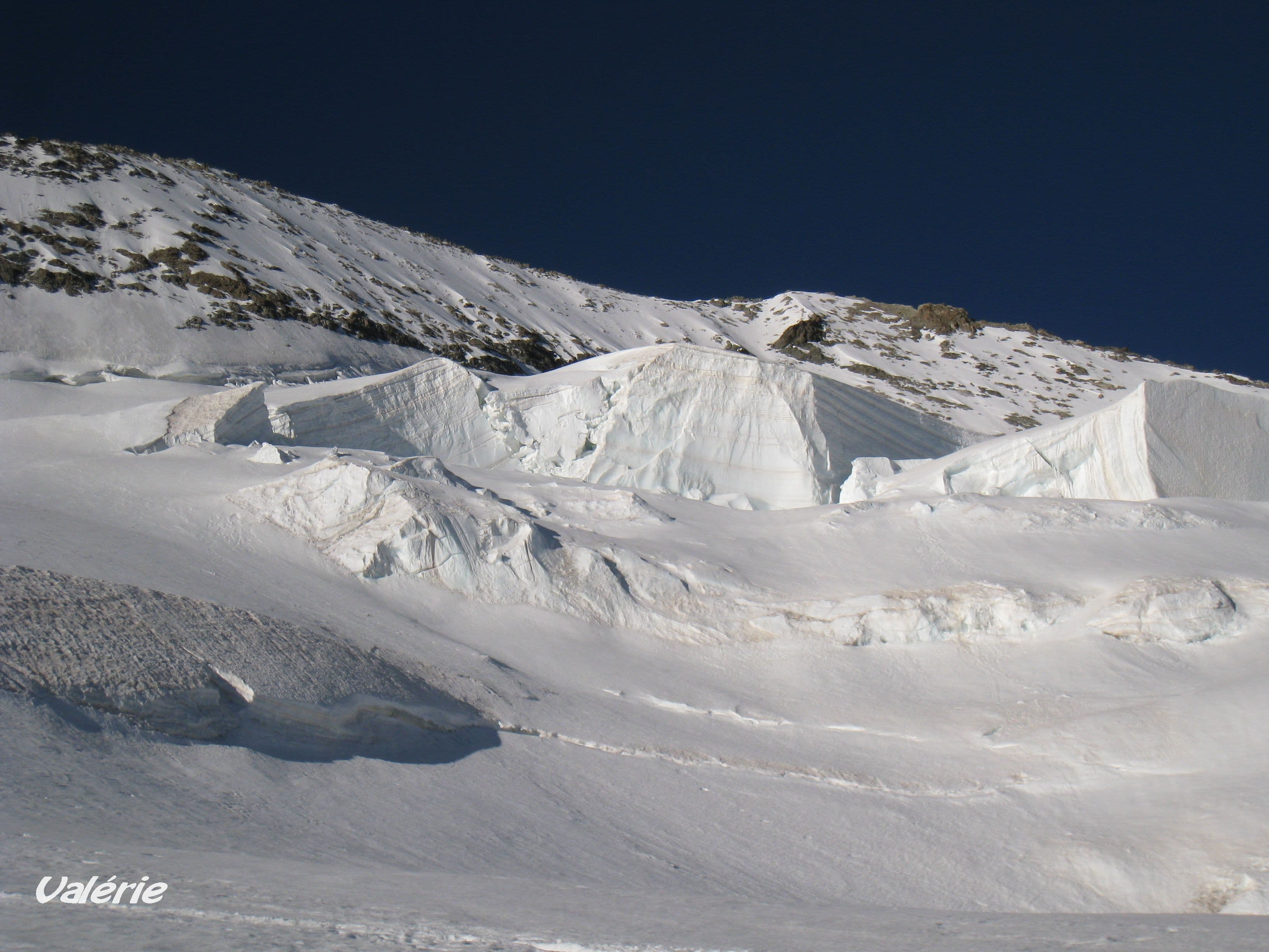 Séracs sur la montée au Dôme de Neige des Ecrins