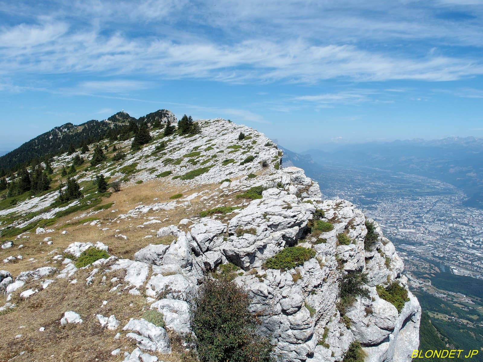 Au fond le Moucherotte et Grenoble