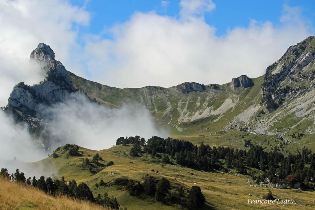 Col de Bellefond entre nuages et soleil