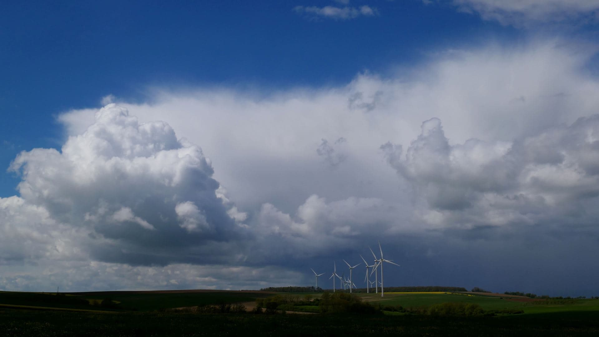 Cumulonimbus au loin