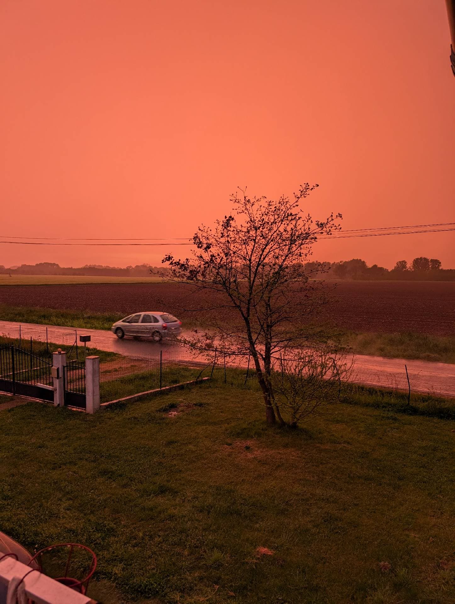 coucher-de-soleil-apres-la-pluie