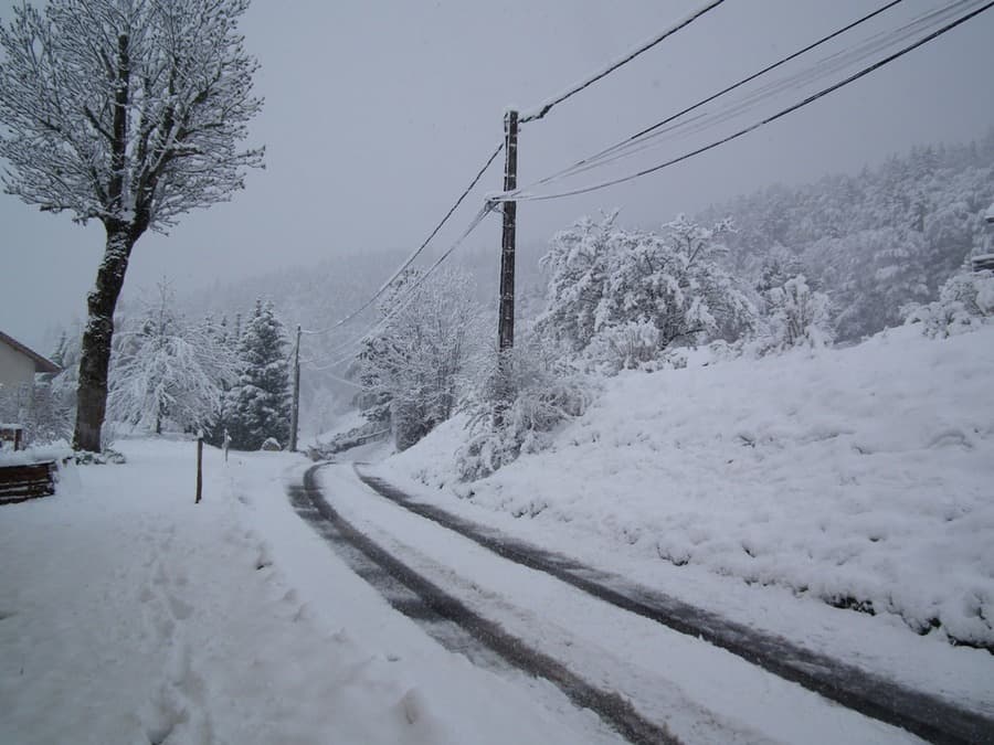 Image d'illustration pour Neige en abondance sur les massifs de l'Est