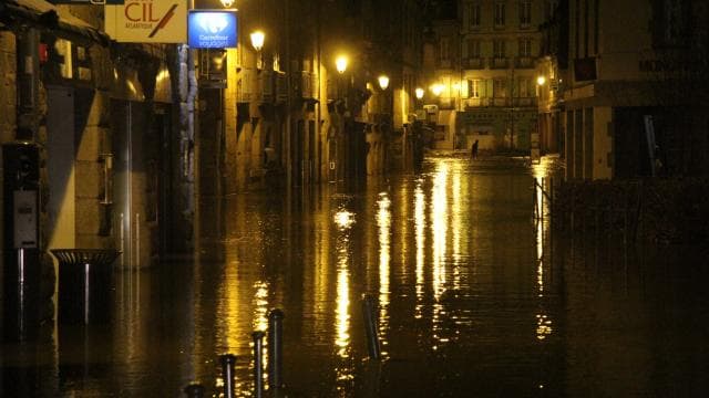 Image d'illustration pour Suivi de la dépression Qumaira - tempête et inondations