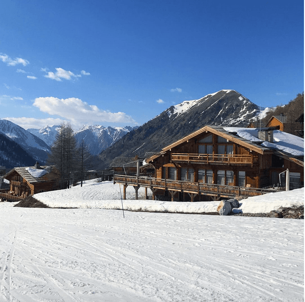 Image d'illustration pour Enneigement correct en montagne pour le début du printemps