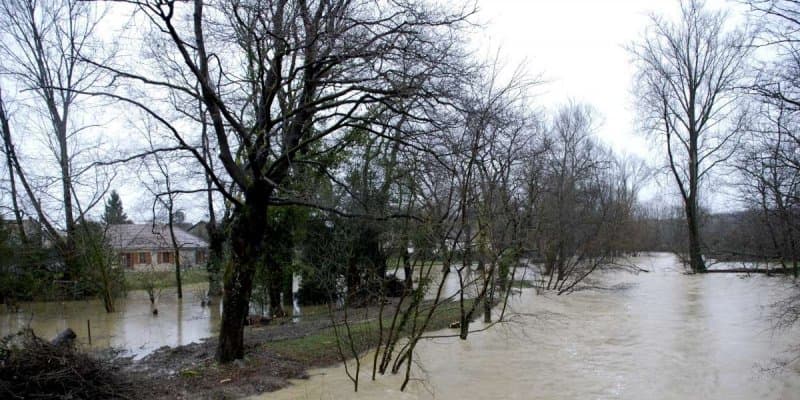 Image d'illustration pour Suivi du mauvais temps dans le Sud-Ouest et près des Pyrénées