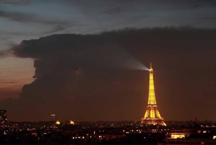 Image d'illustration pour Pluie, grêle et foudre : des orages isolés mais parfois forts
