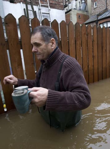 Image d'illustration pour Inondations et tempête Frank sur les Iles Britanniques