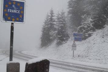 Image d'illustration pour Le mois de mai souffle le chaud, le froid et la neige