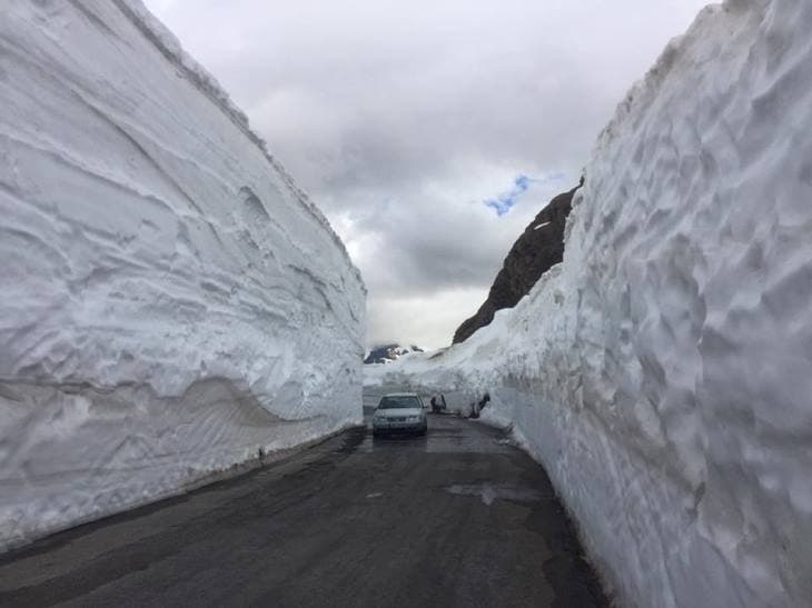 Image d'illustration pour Ouverture des derniers cols alpins et lancement du ski d'été