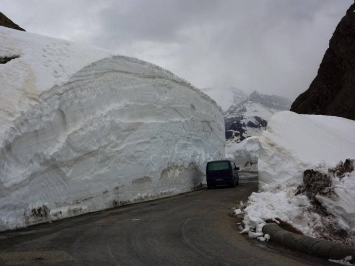 Image d'illustration pour Ouverture des derniers cols alpins et lancement du ski d'été